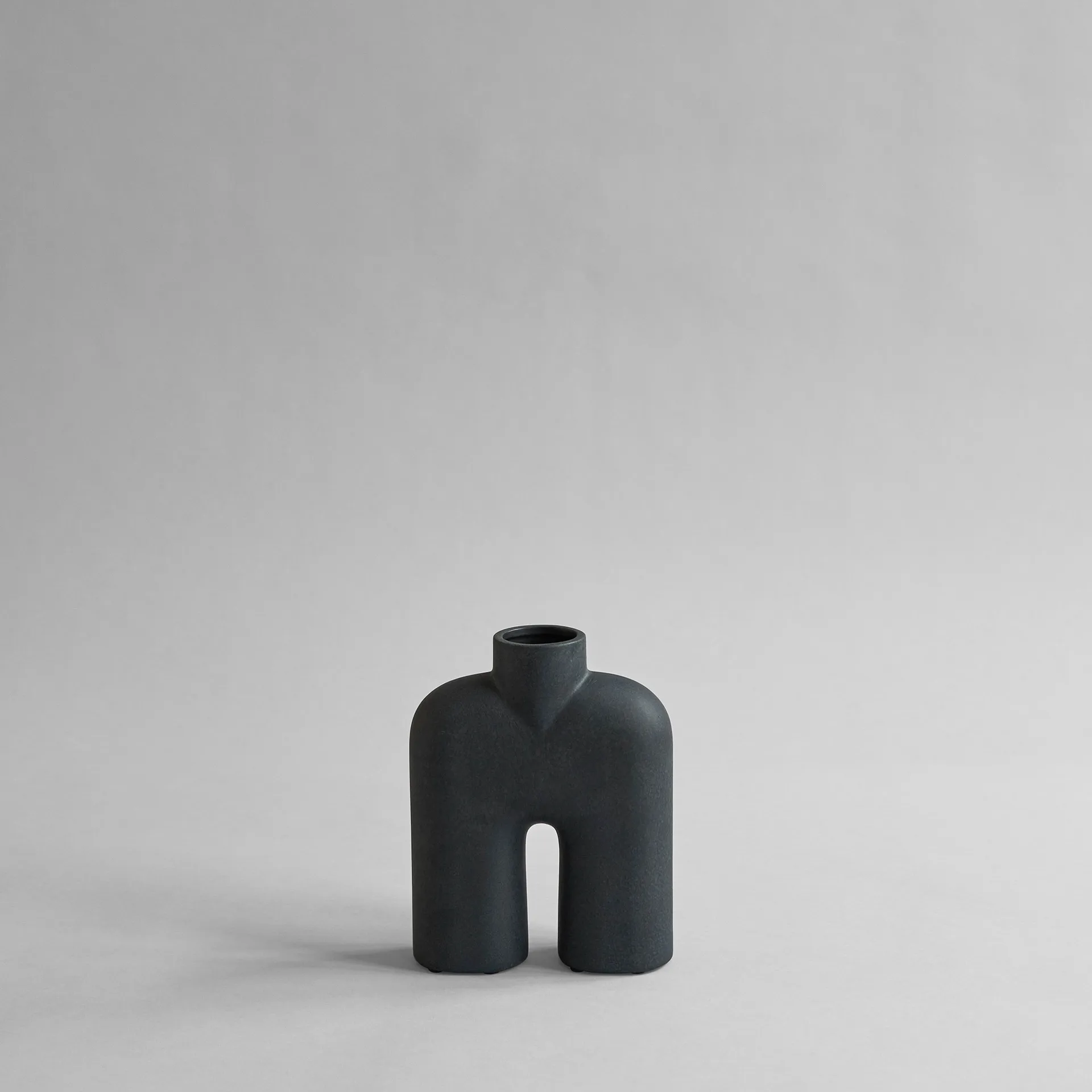 Cobra Tall Mini vas 18x23 cm, Svart 101 Copenhagen