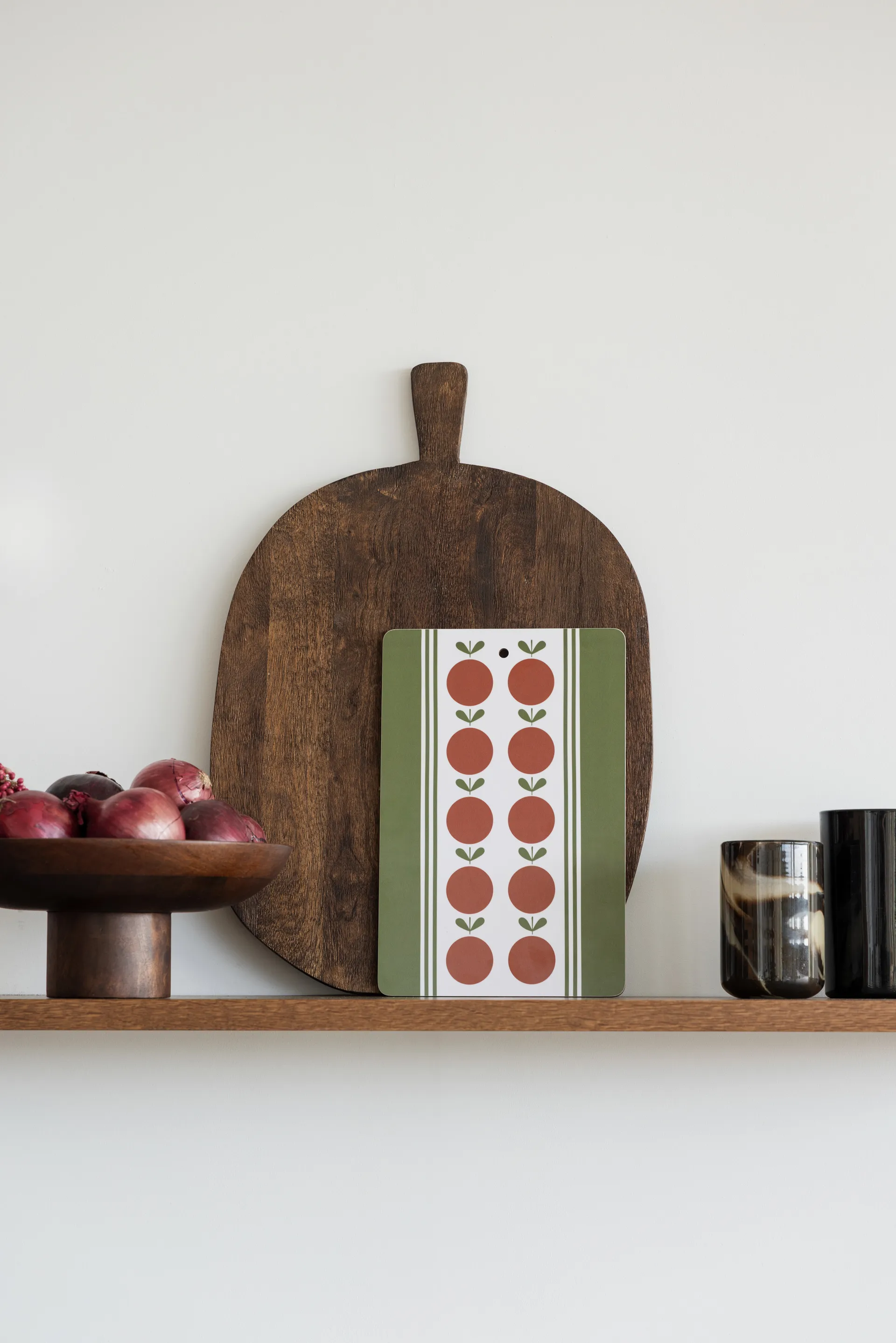 Frukt och kaka serveringsbräda, Röd-grön, 20x30 cm Almedahls