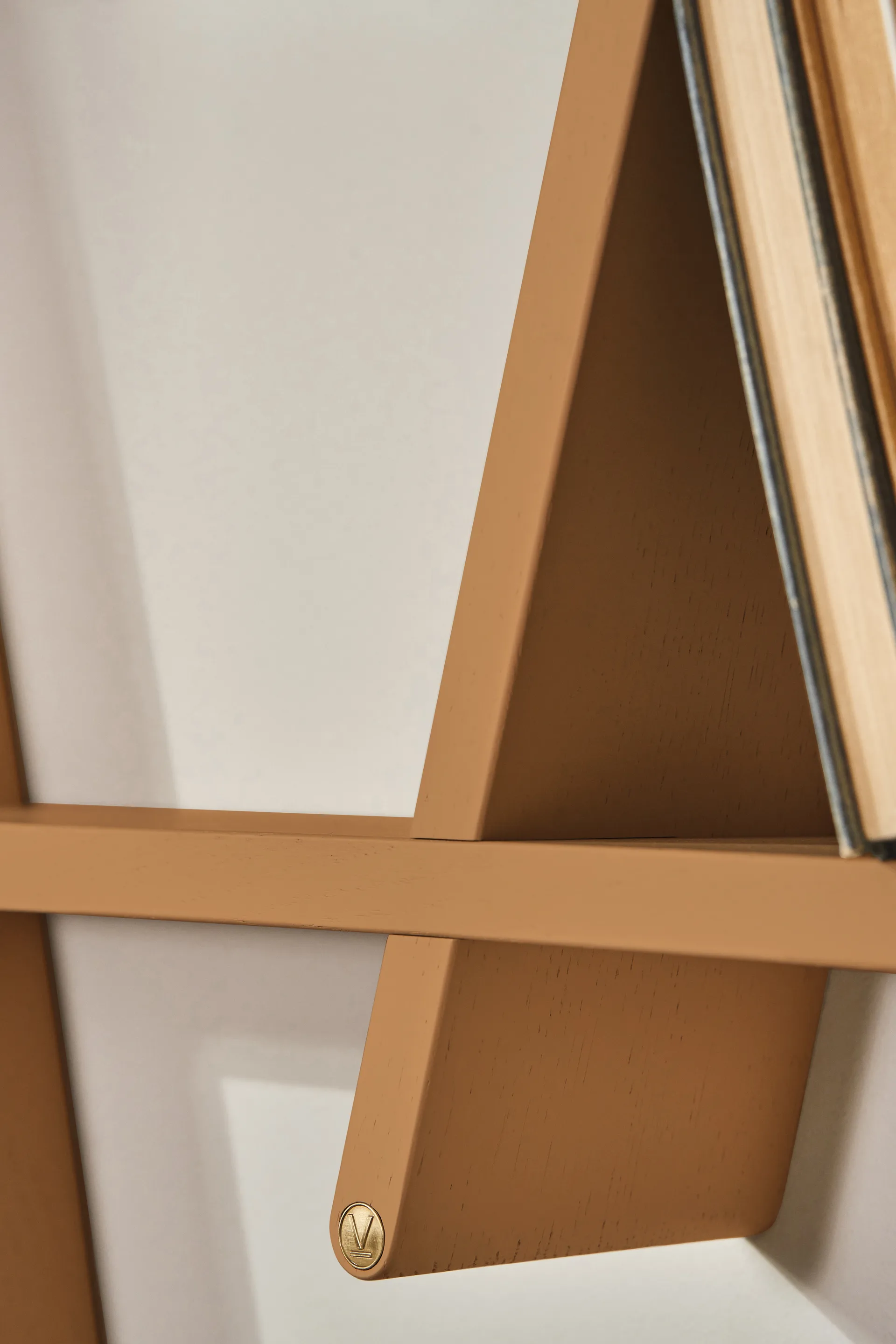 A-Shelf vägghylla Special Edition, Brown beige M 52x9x46 cm Andersen Furniture