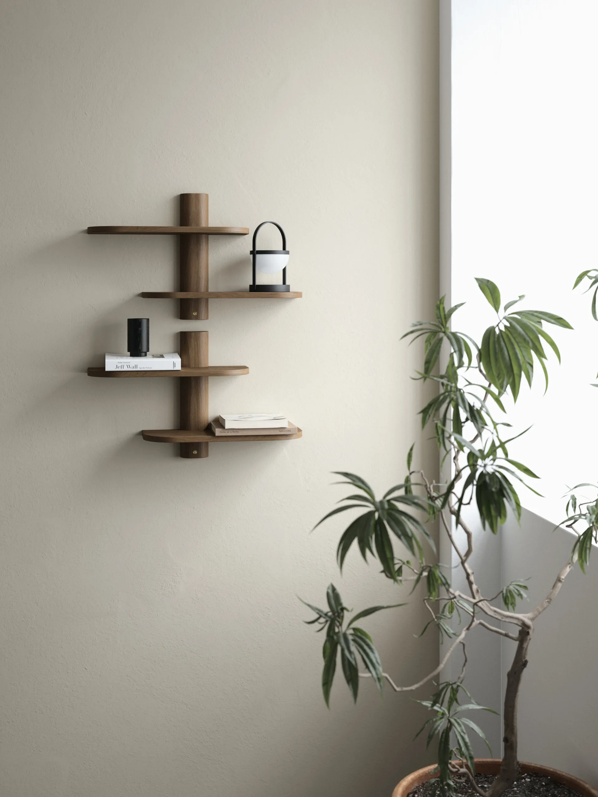 Bend vägghylla, Smoked Oiled Oak, 50x18x40 cm Andersen Furniture
