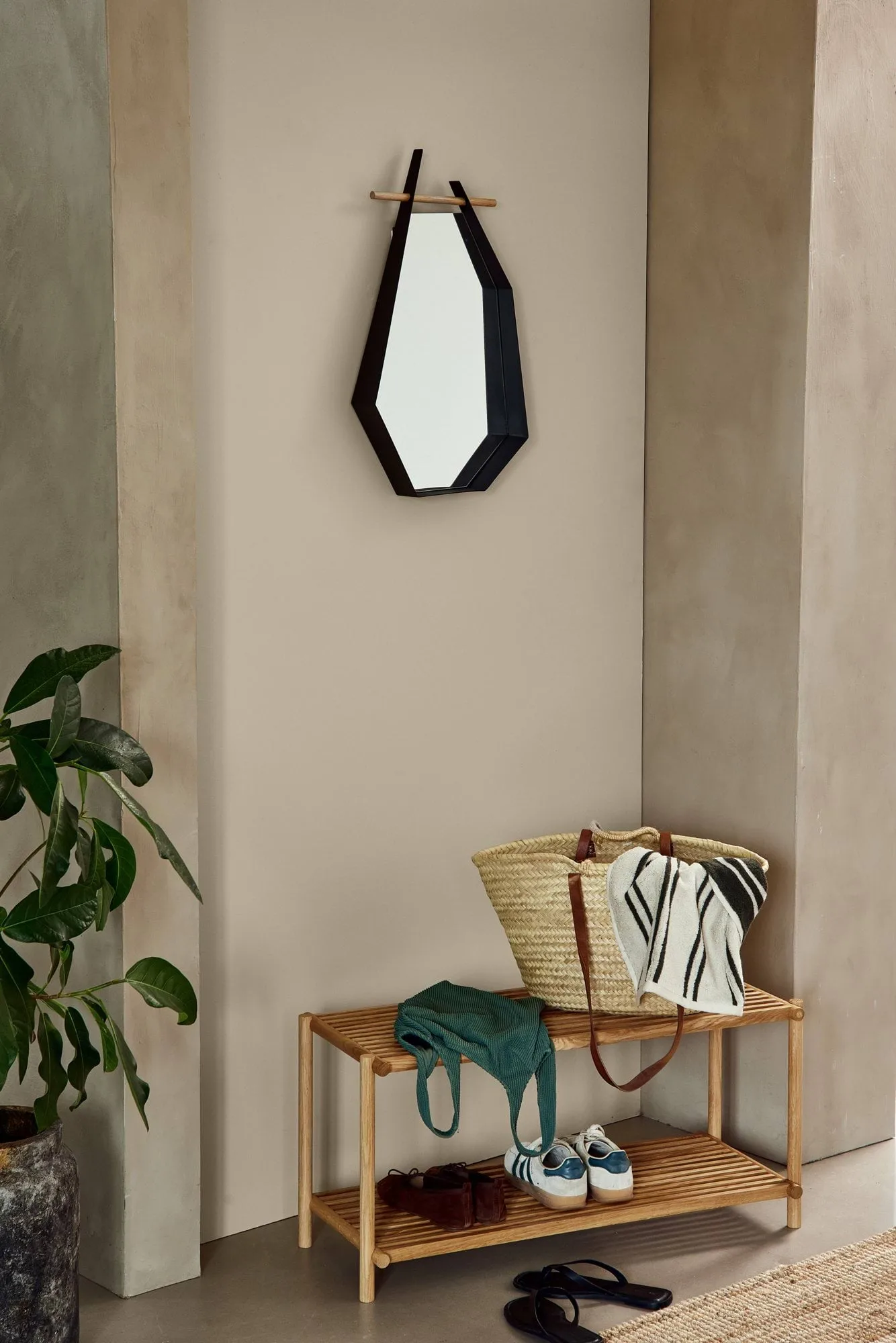 Edge spegel, Black (svart) Andersen Furniture