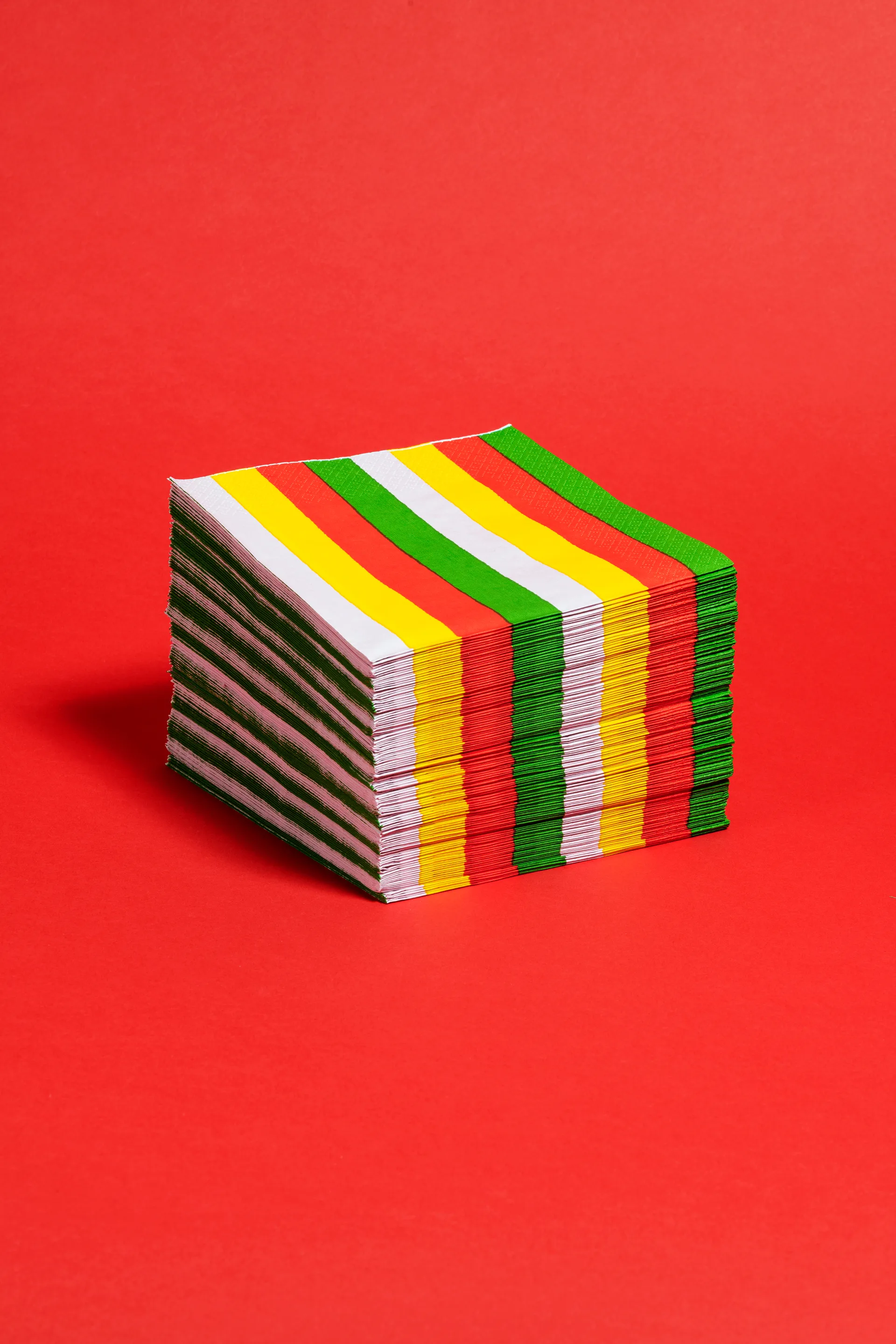 Vuokko pappersservett 33x33 cm 20-pack, Pieni 4-raita Arabia