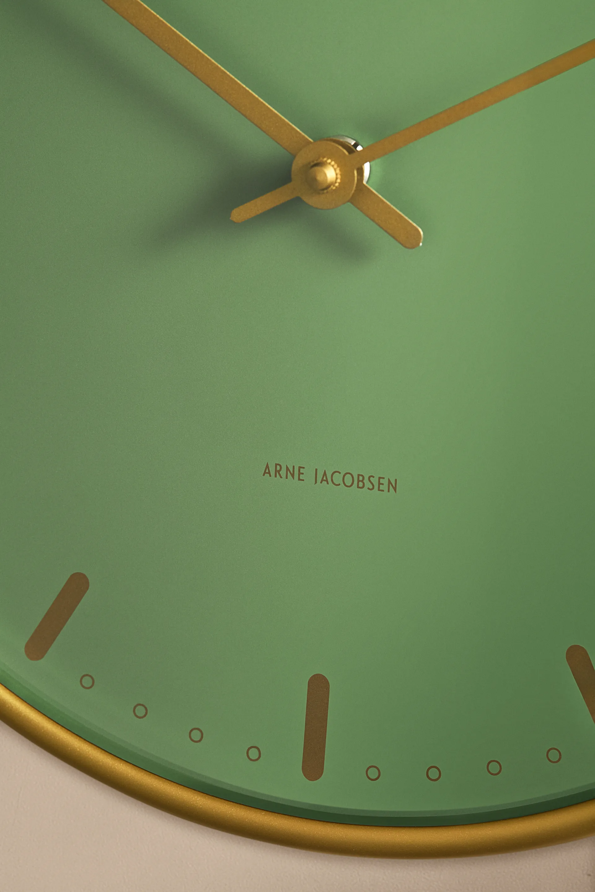 Arne Jacobsen City Hall klocka, Grön, Ø21 cm Arne Jacobsen Clocks