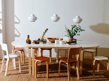 Chair 66 stol - Vitlackerad björk - Artek