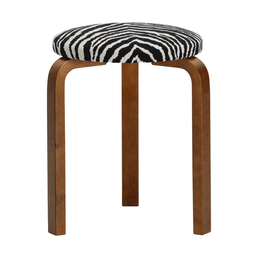 Stool 60 pall 3 st ben, Valnötsbetsad björk-tyg Zebra svart Artek