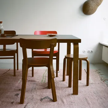 Stool E60 rund pall 4 st ben - Vit lack, Ø38x44 cm - Artek