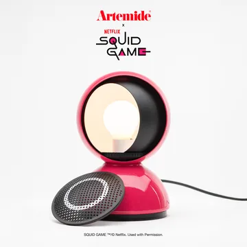 Eclisse x Squid Game bordslampa Special Edition - Guard pink - Artemide