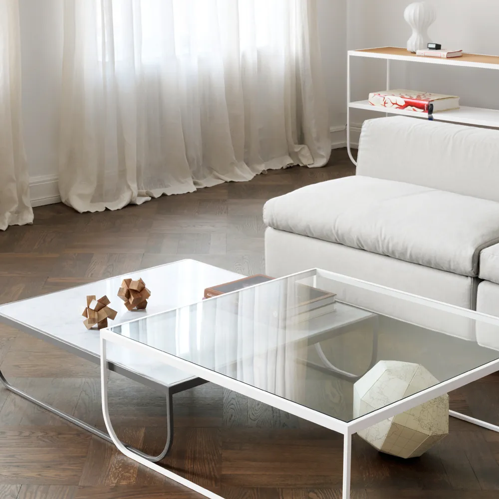 Tati Low soffbord, marmor vit, vitt stativ Asplund