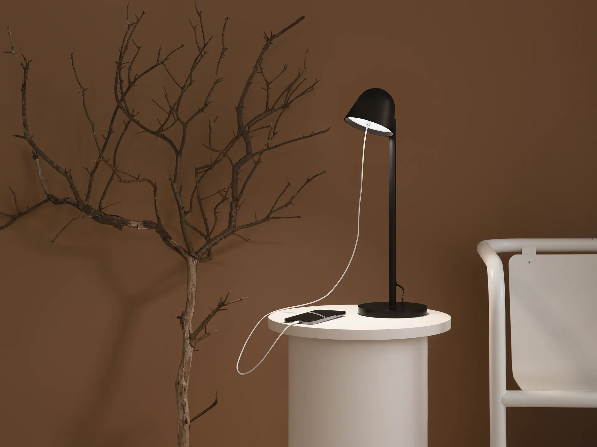 Charge bordslampa 57,3 cm, Svart Ateljé Lyktan
