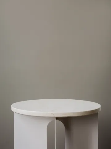 Androgyne bordsskiva till sidobord - Crystal Rose, Ø65 cm - Audo Copenhagen