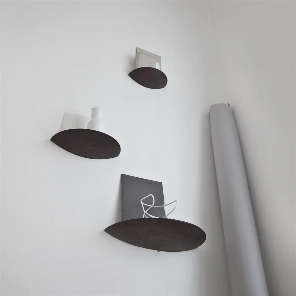 Gridy Fungi hylla mörk ek, mellan Audo Copenhagen