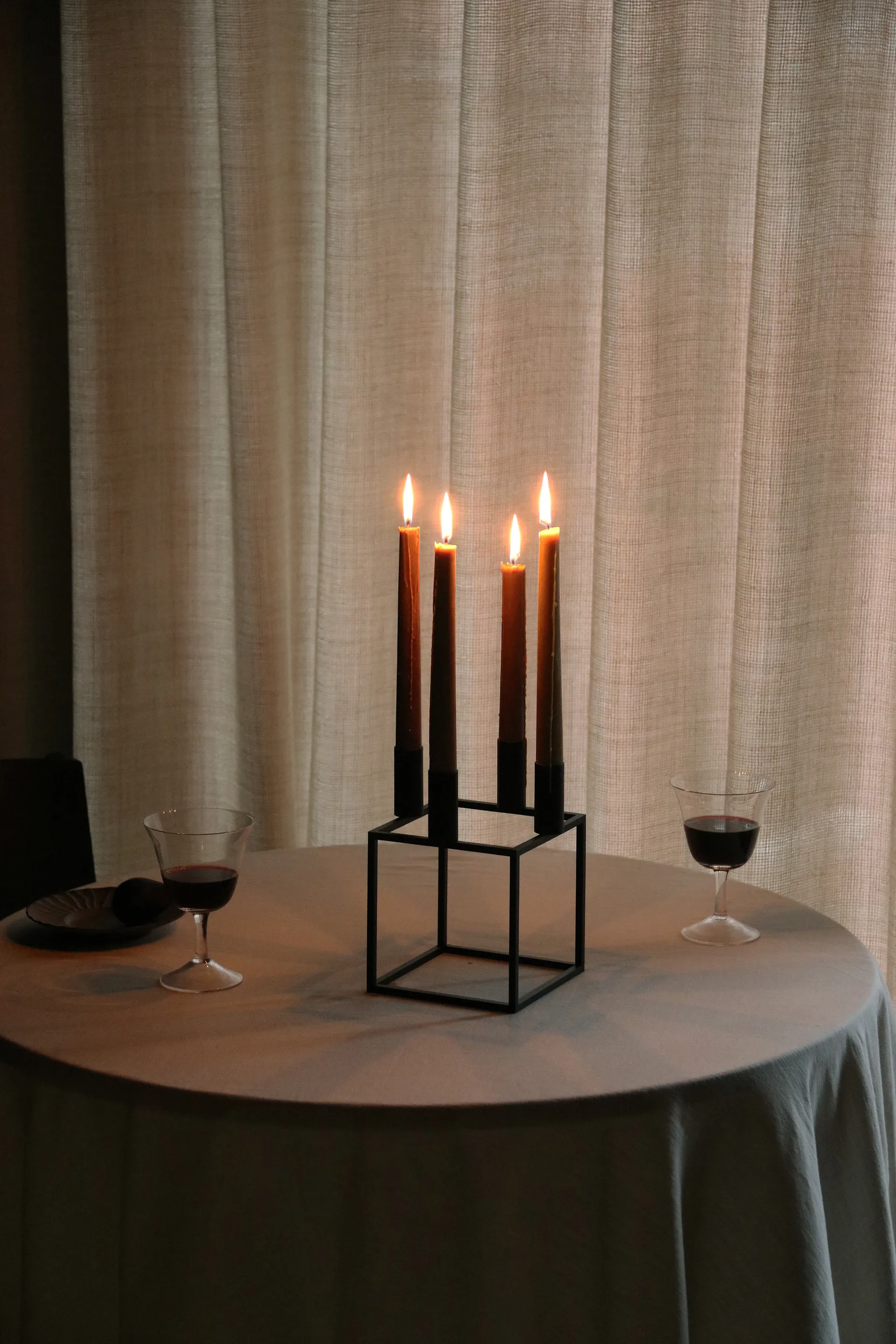 Kubus 4 ljusstake, svart Audo Copenhagen