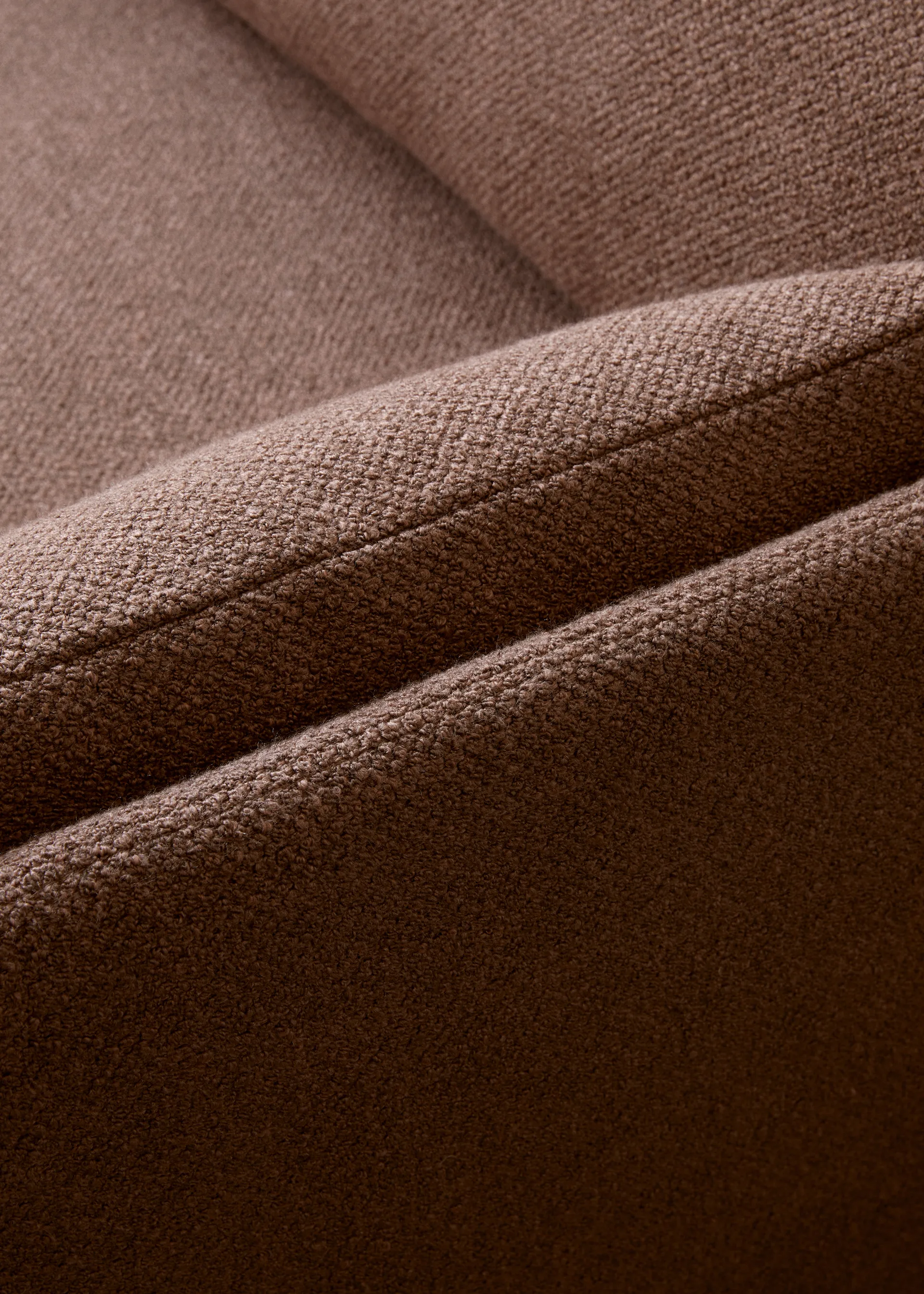 Offset soffa 2-sits, Audo Bouclé 08 Bordeaux Audo Copenhagen