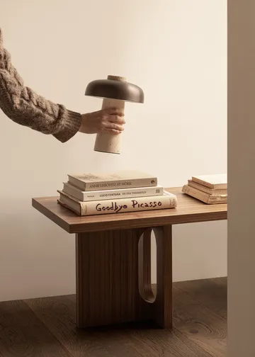 Reverse portabel bordslampa 24,5 cm - Travertine-bronzed aluminium - Audo Copenhagen