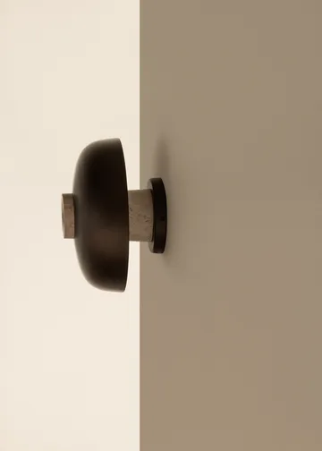 Reverse vägglampa fast installation - Bronzed aluminium - Audo Copenhagen