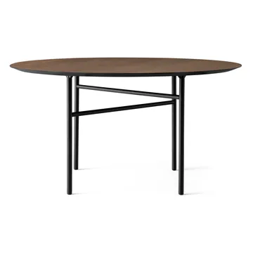 Snaregade bord runt - Svart-mörkbetsad ek, Ø138 cm - Audo Copenhagen