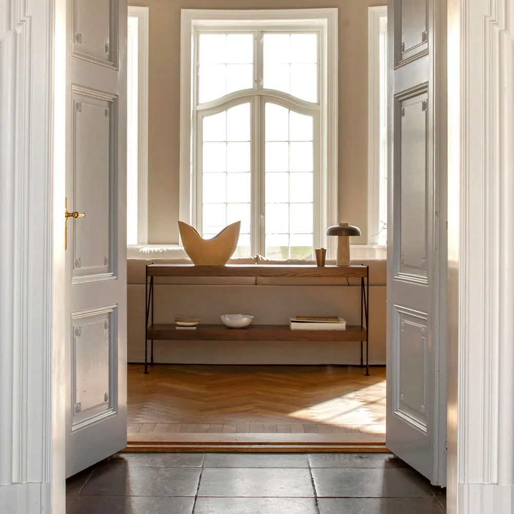 Zet hyllsystem, oak dark stained, 1x4, black steel base Audo Copenhagen