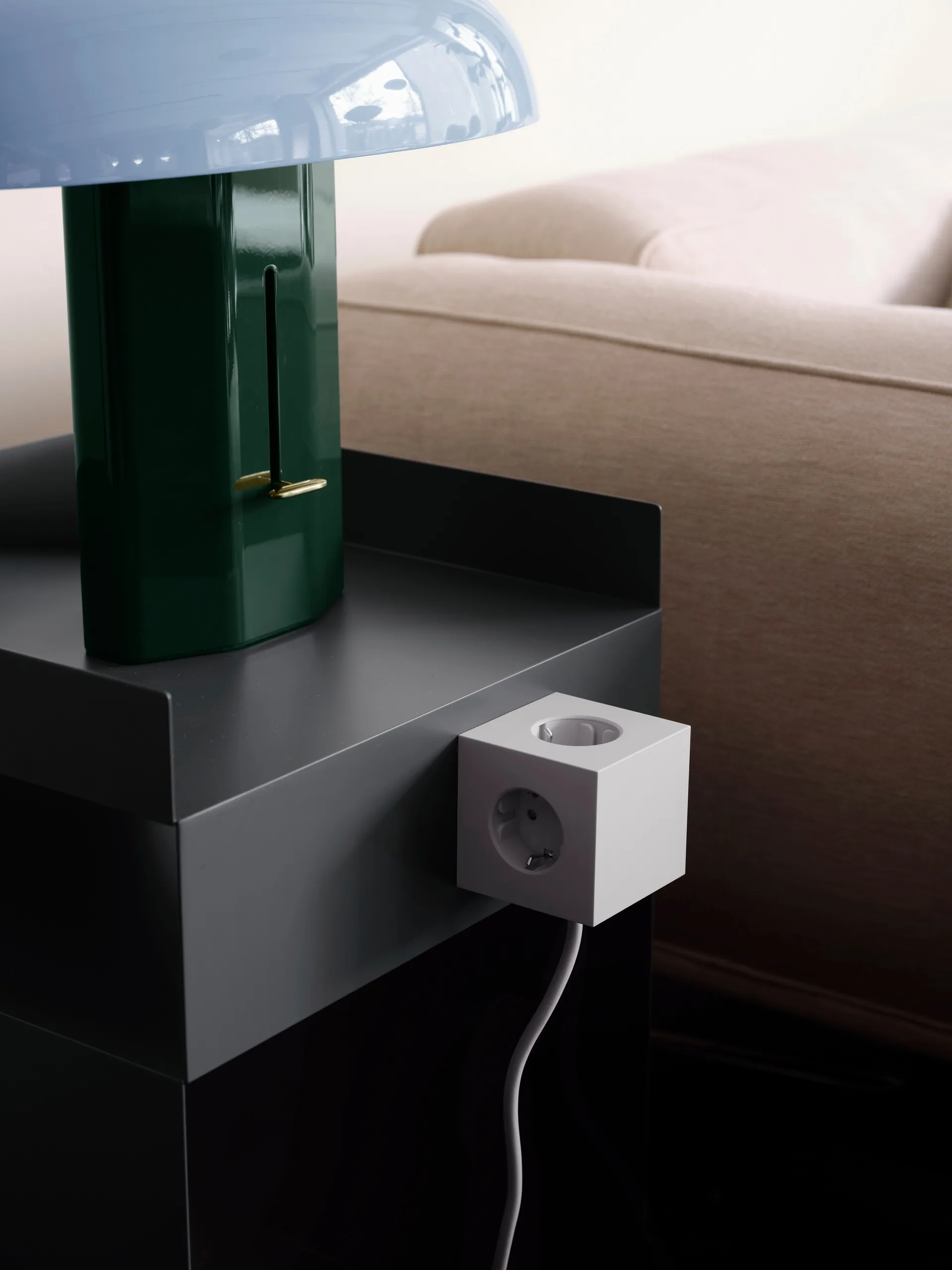 Square 1 grenuttag USB-C 30W 3 m, Gotland Gray Avolt
