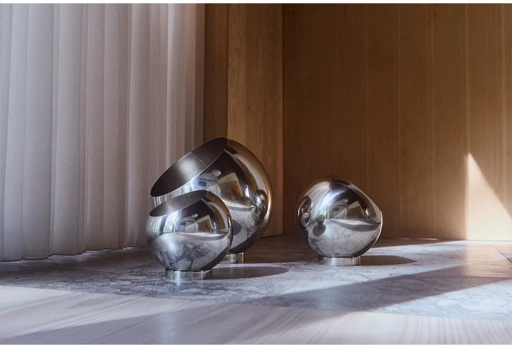 Globe blomkruka Ø30 cm, Silver AYTM