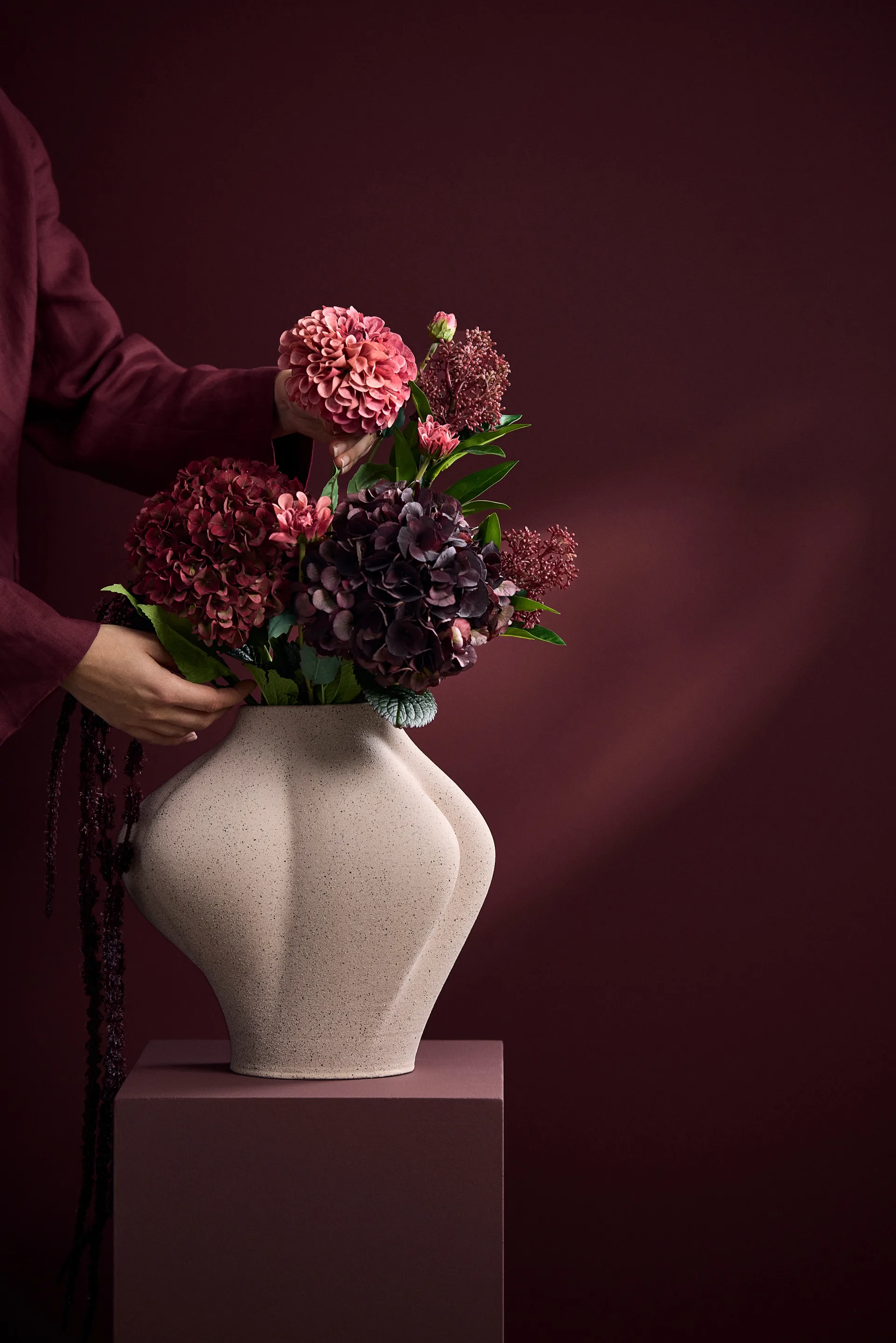 Saltare vas, Rose, Ø13,8x30 cm AYTM