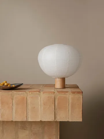 Kami bordslampa - Ek, Ø46 cm - blomus