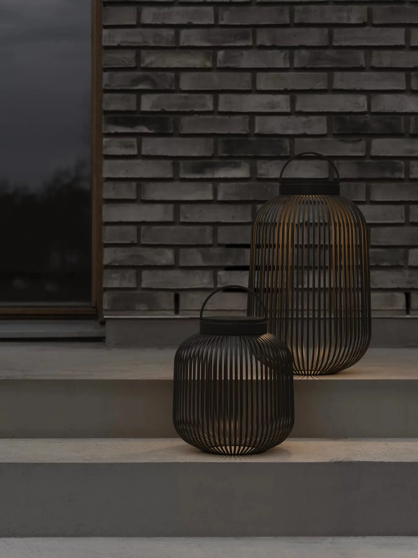 Lito LED-Lampa L, Svart blomus