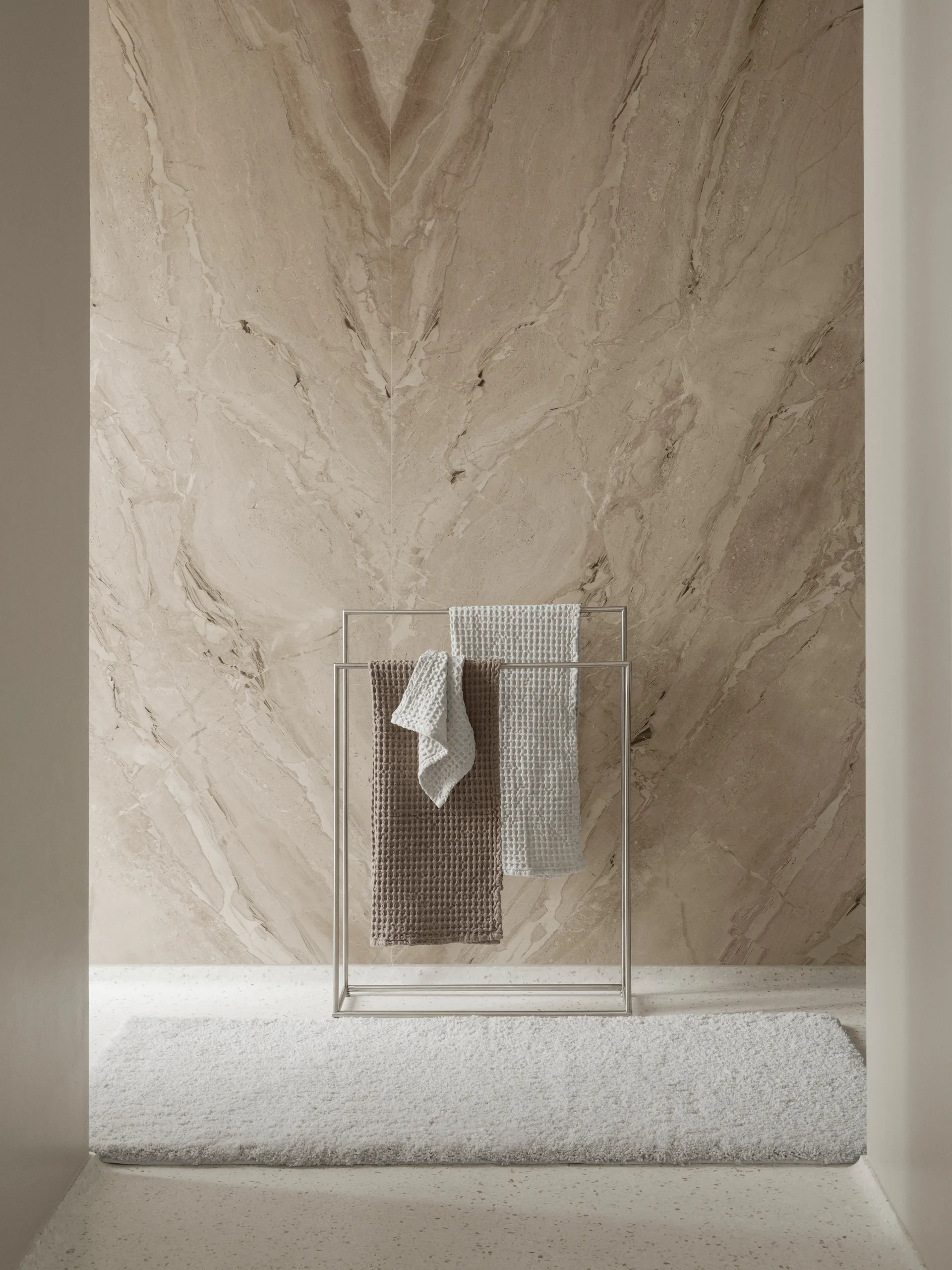 Modo handdukshängare, Rostfritt stål matt, 86x60x18,5 cm blomus
