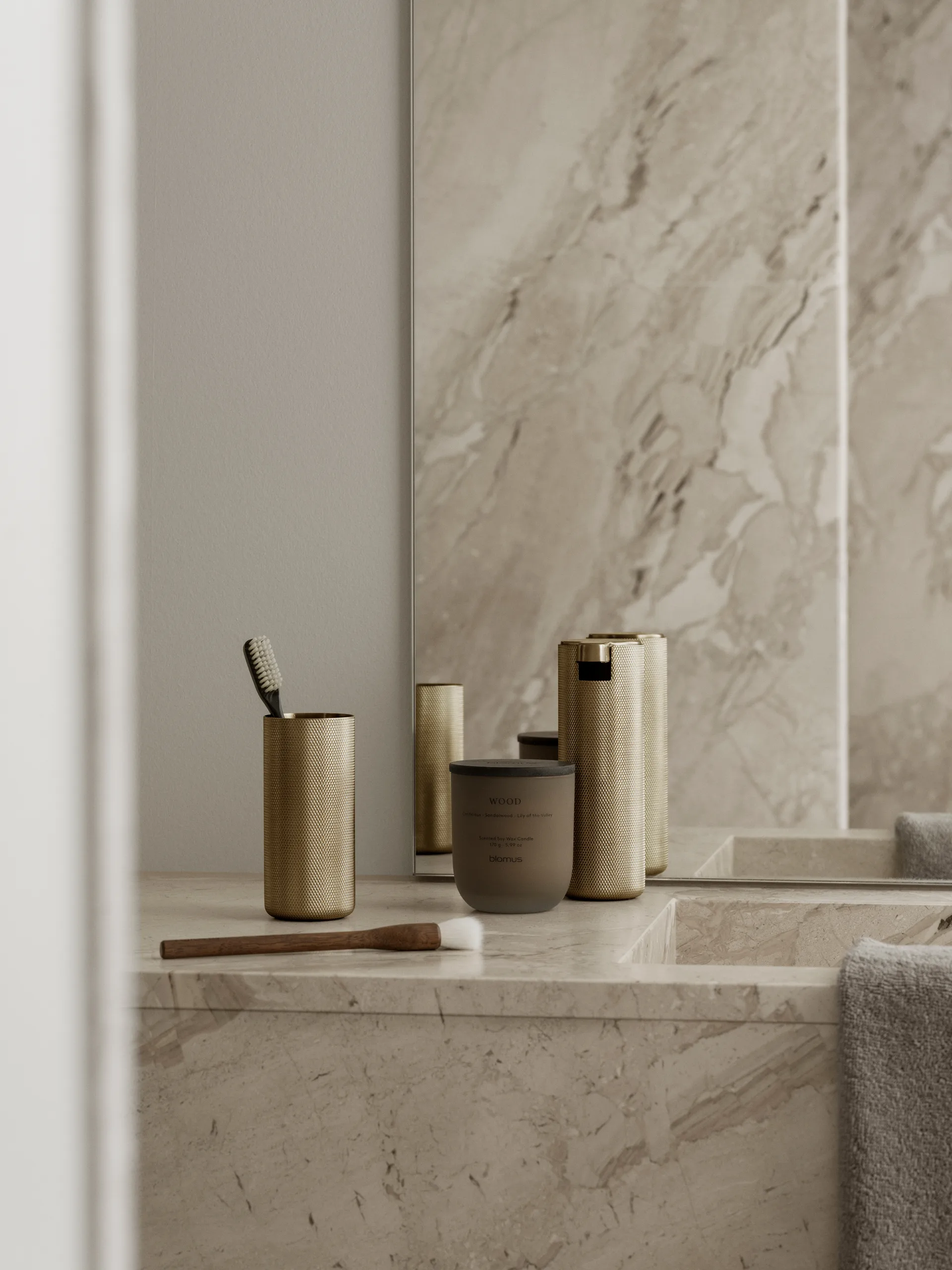Modo Rof tvålpump, Brass, 165 ml blomus