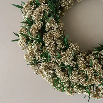 Whisper Meadow Wreath blomkrans - Risblomma, Ø40 cm - Botané
