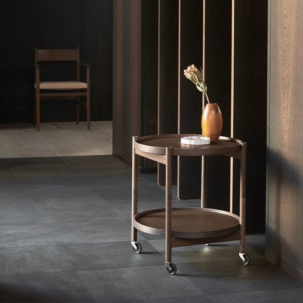Bølling Tray Table model 50 rullbord, stone, oljat bokstativ Brdr. Krüger