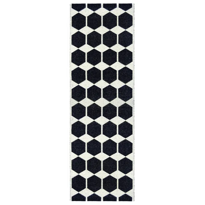 Anna matta svart - 70x140 cm - Brita Sweden