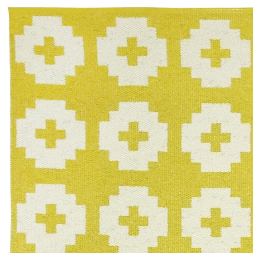 Flower matta stor sun (gul), 170x250 cm Brita Sweden