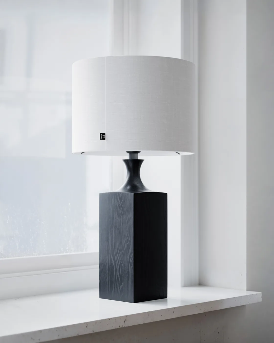 Woody bordslampa 56 cm, Svart-vit By Rydéns