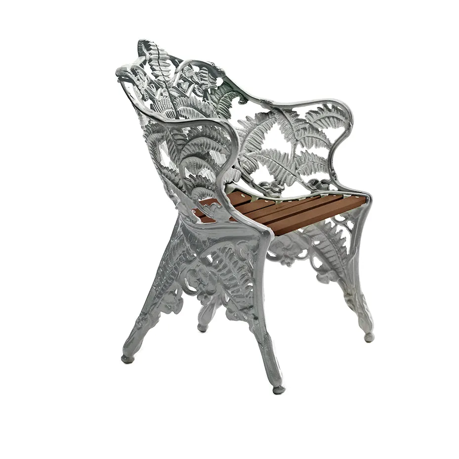 Classic fåtölj, Aluminium-oljad mahogny Byarums bruk