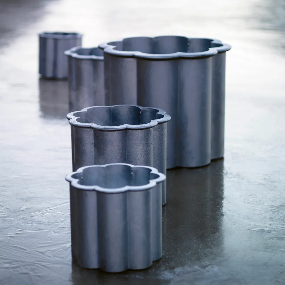 Gråsippa kruka, Aluminium sandgjuten, no. 1 Ø33 cm Byarums bruk