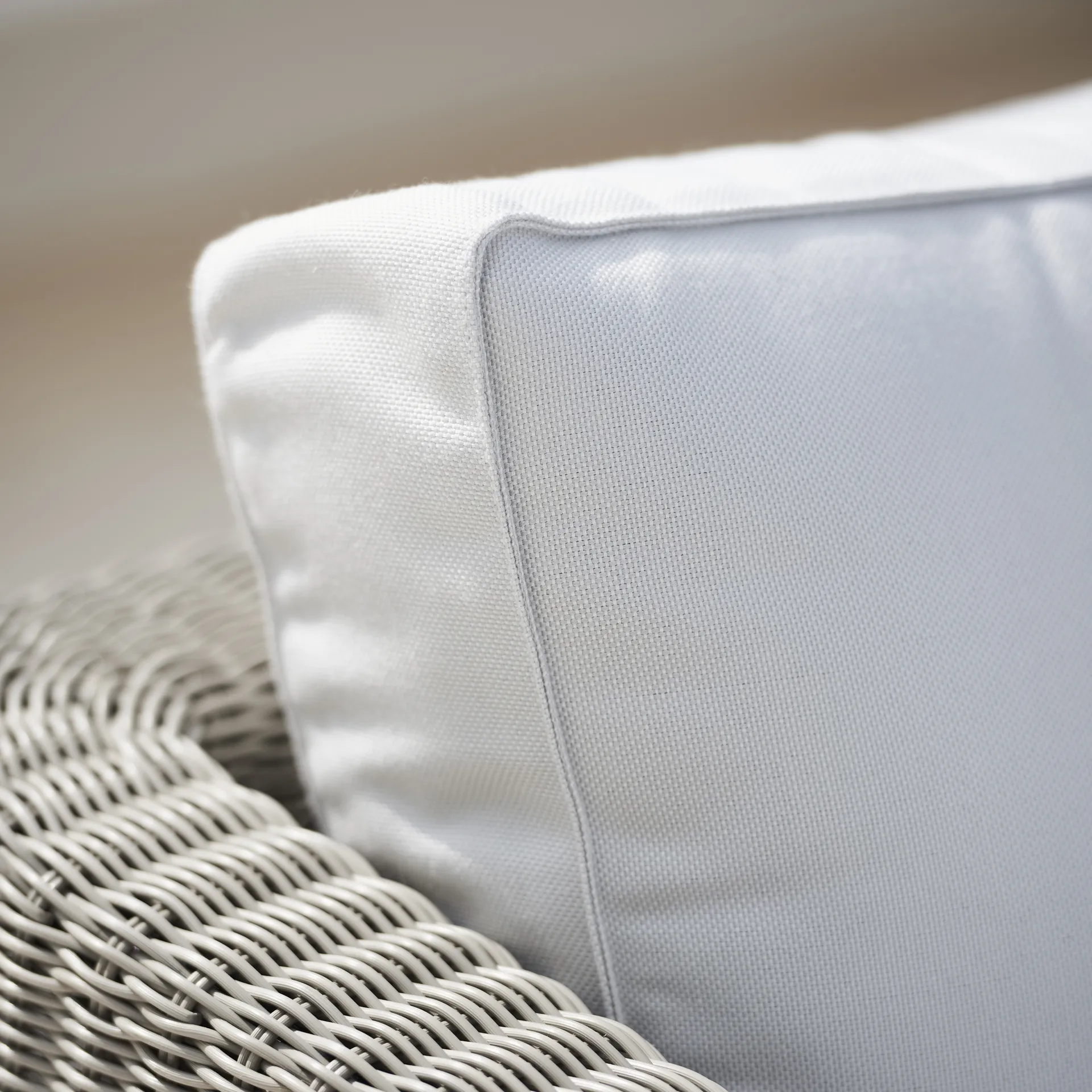 Connect modulsoffa, 2-sits taupe, vänster, vita dynor Cane-line
