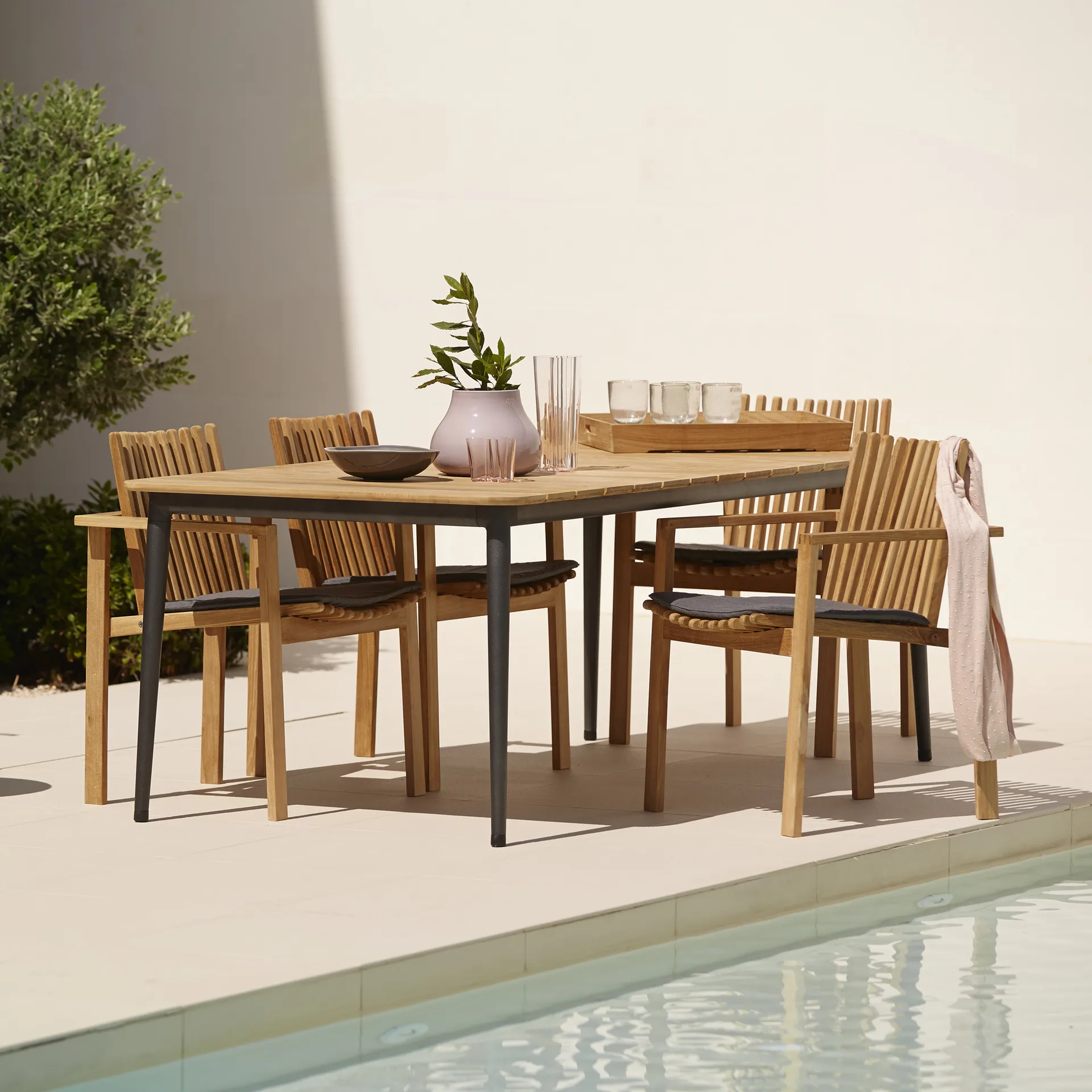 Core matbord teak 160x100x74 cm, Taupe stativ Cane-line