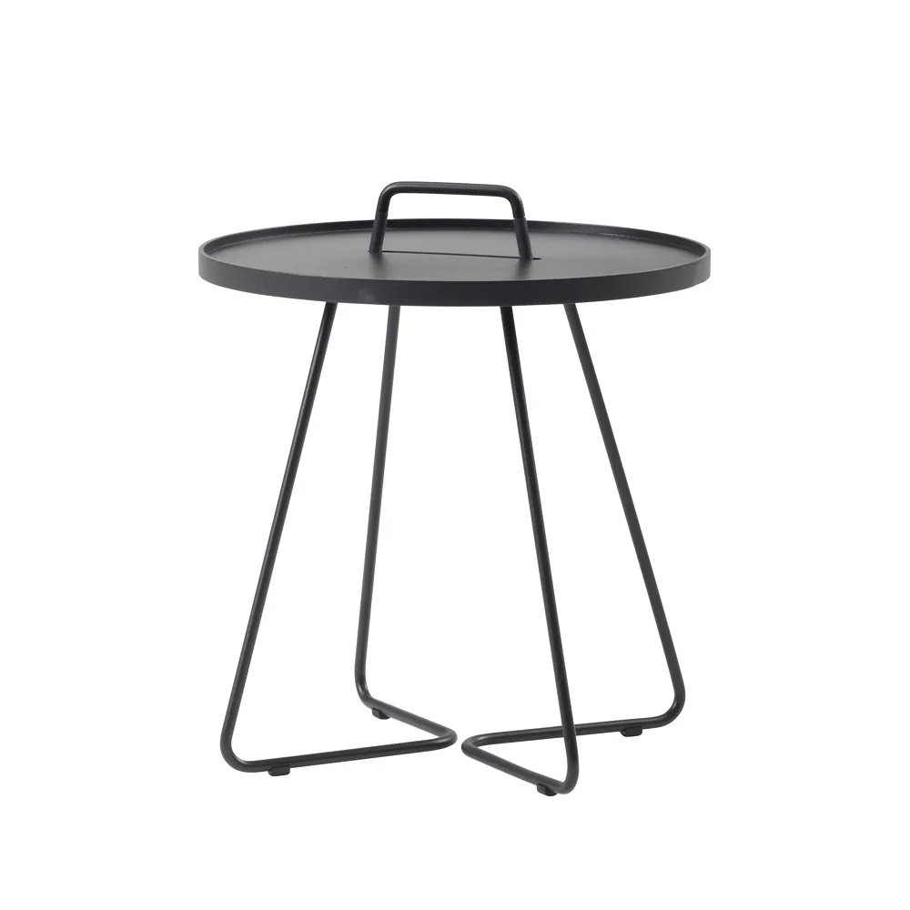 On the move bord Ø52 cm, Black Cane-line