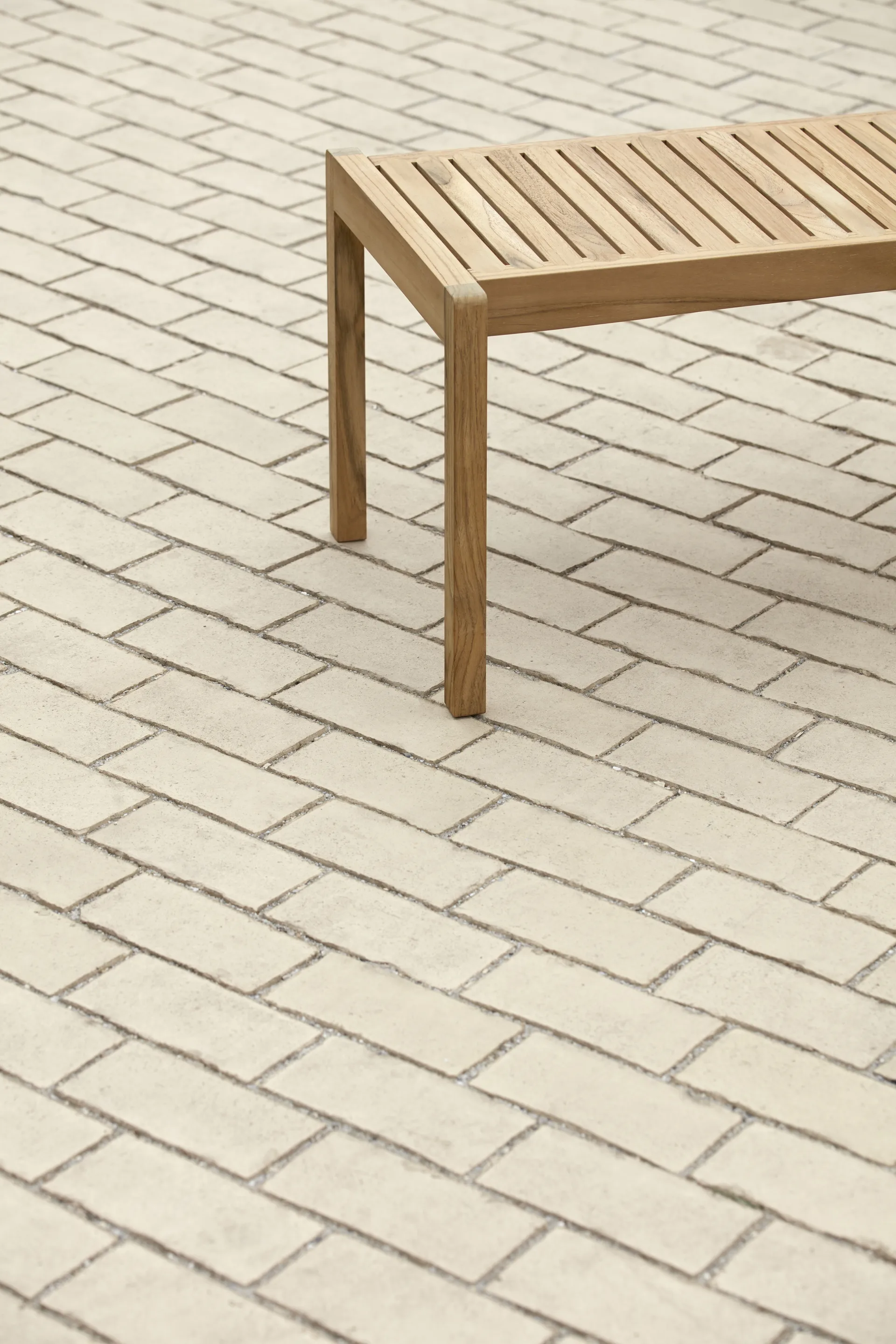 AH912 bord/bänk 123,5x48,5 cm, Obehandlad teak Carl Hansen & Søn