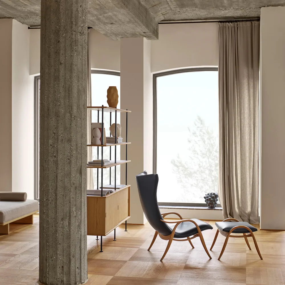 BM0253 150x60 cm hyllsystem, Oljad valnöt-svart Carl Hansen & Søn