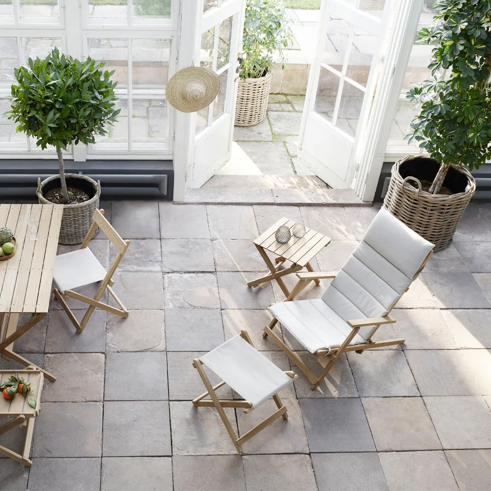 BM5868 sidobord, Teak 45x45 cm Carl Hansen & Søn