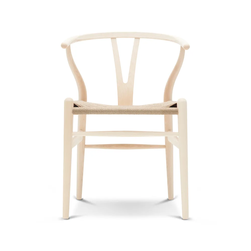 CH24 Y-stol, Såpad ask-naturflätad Carl Hansen & Søn