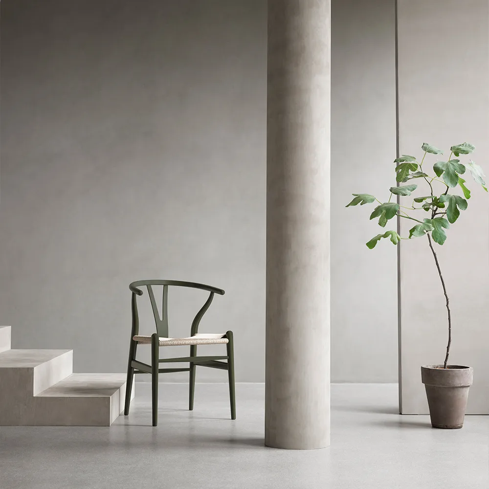 CH24 Y-stol Soft Crawford Wegner, Seaweed-naturflätad Carl Hansen & Søn