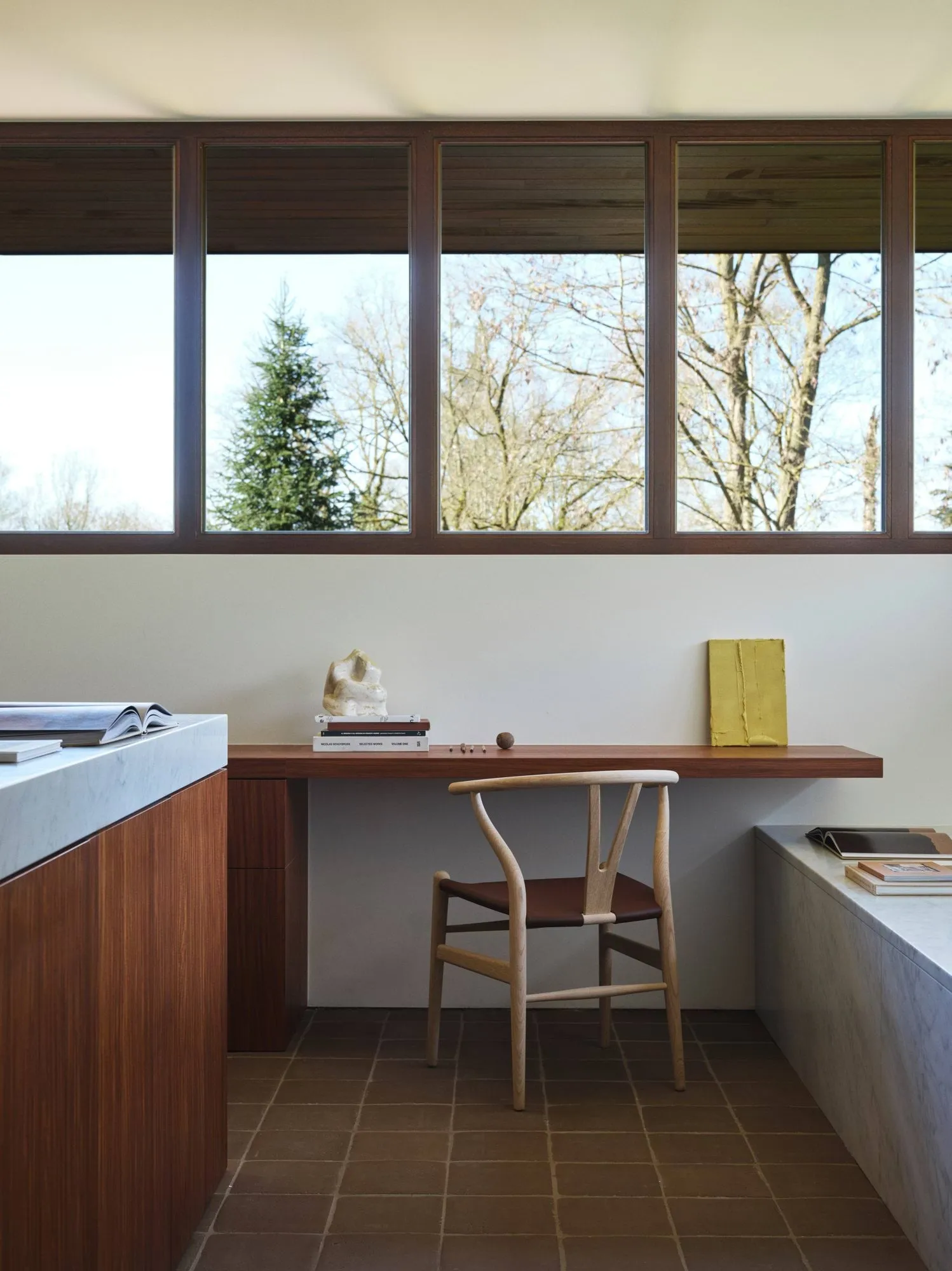 CH24P Y-stol, Läder Loke 7060-såpad ek Carl Hansen & Søn