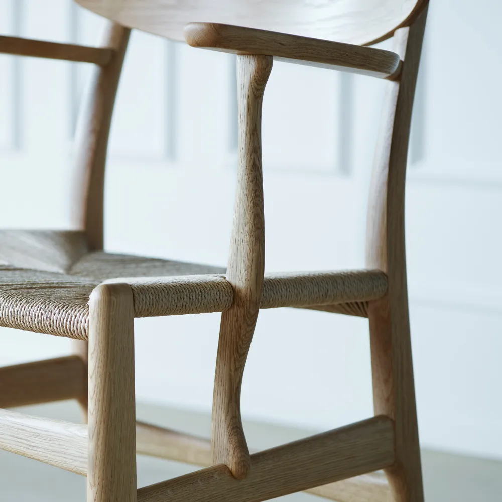 CH26 karmstol, Svartlackad ek-svart Carl Hansen & Søn