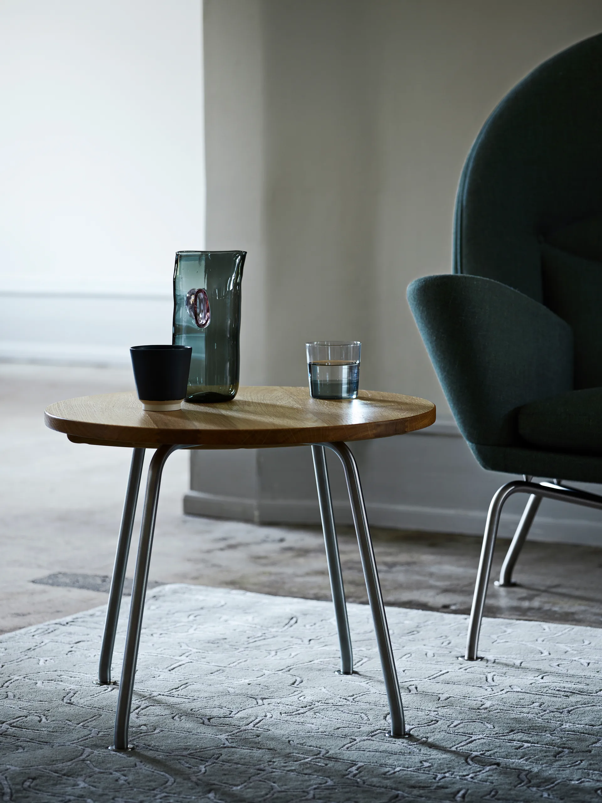 CH415 soffbord Ø55 cm, Oljad ek Carl Hansen & Søn