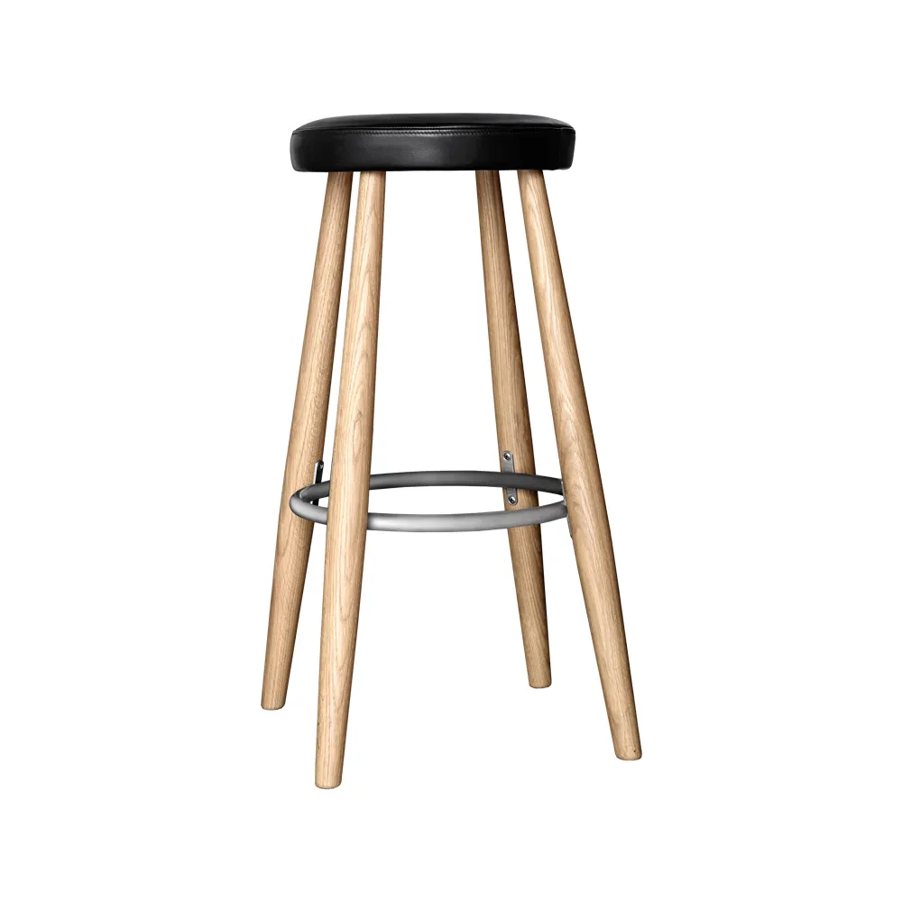 CH56 barpall hög, Svart läder-oljat ekstativ Carl Hansen & Søn