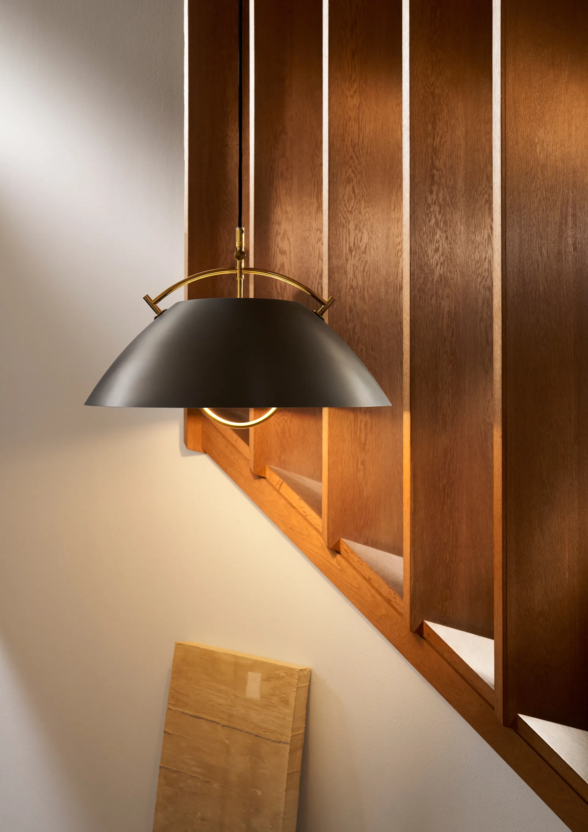 HJW37 The Pendant Birthday Edition, Antik mässing, med hiss, Ø51 cm Carl Hansen & Søn