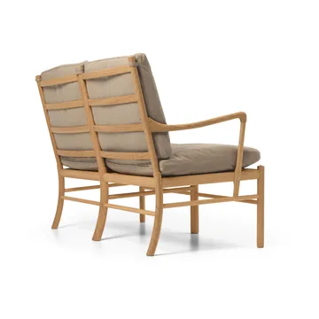 OW149-2 Colonial soffa 2-sits - Terra 20366-oljad ek - Carl Hansen & Søn