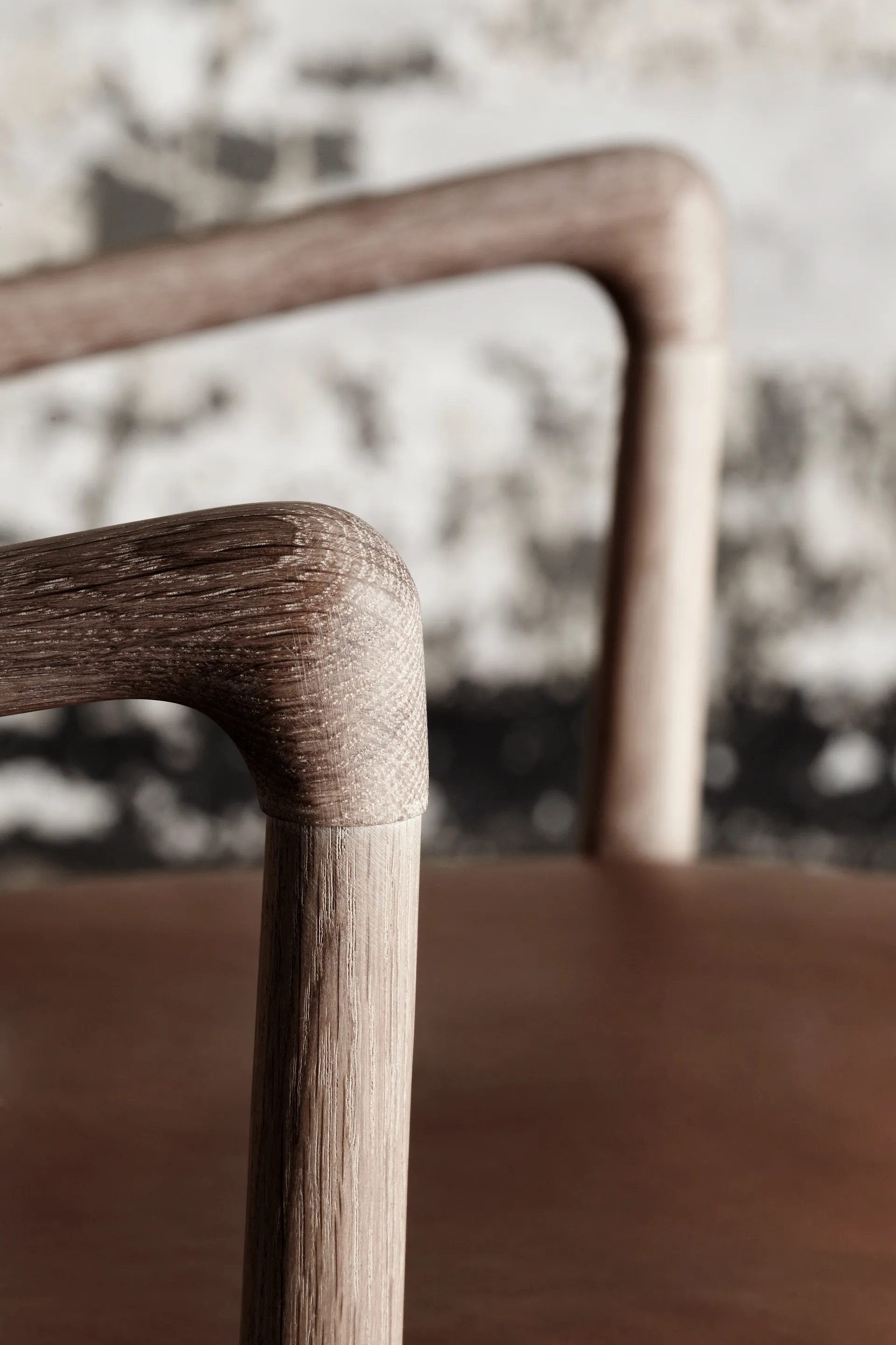 OW149 Colonial chair fåtölj, Thor 307-oljad valnöt Carl Hansen & Søn